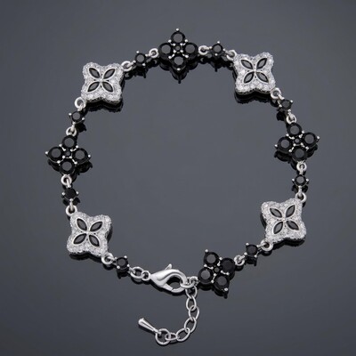 Iced Out 14mm Four Leaf Clover Bracelet - Black/Emerald