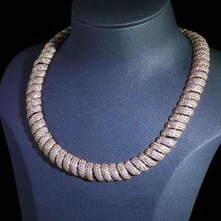 10mm Iced Out Twisted Link Chain