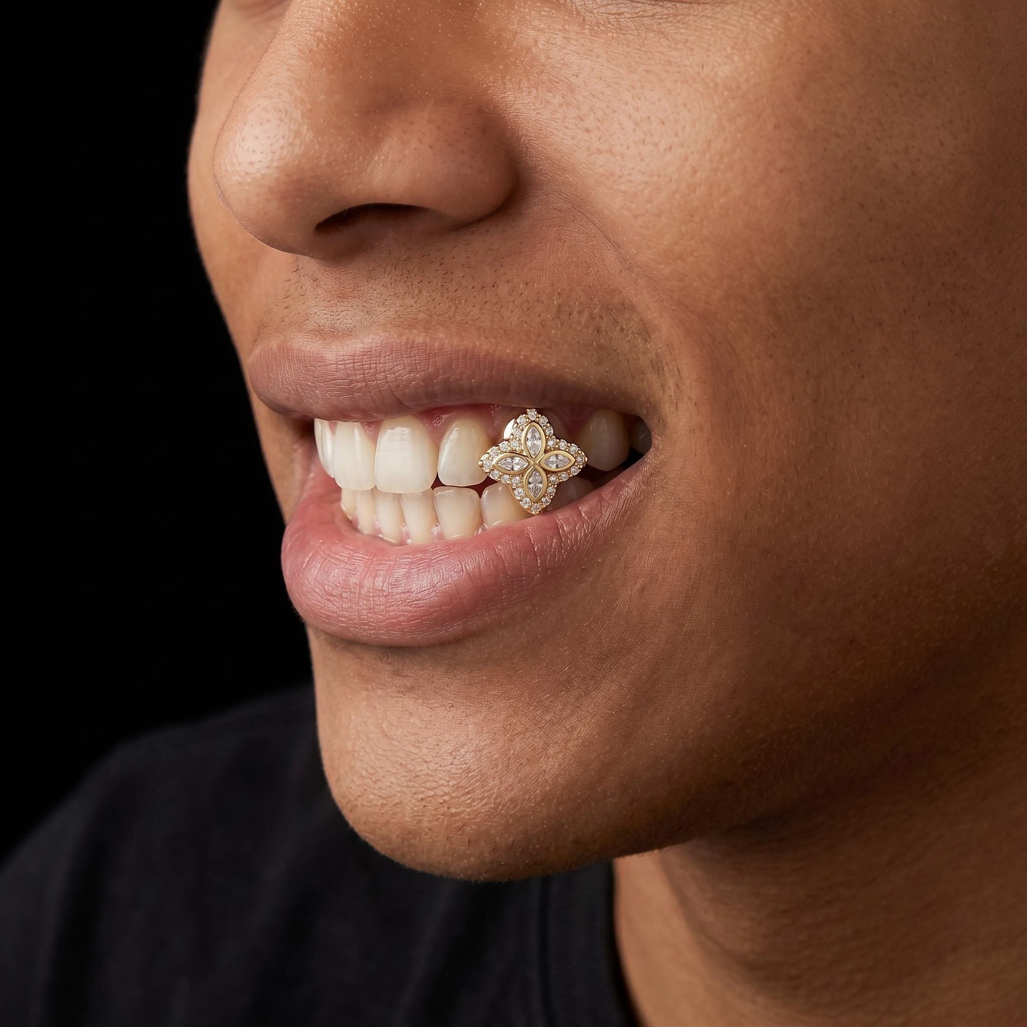 Pre-made Iced Out Four-leaf Clover Grillz Pre-made Iced Out Four-leaf Clover Grillz