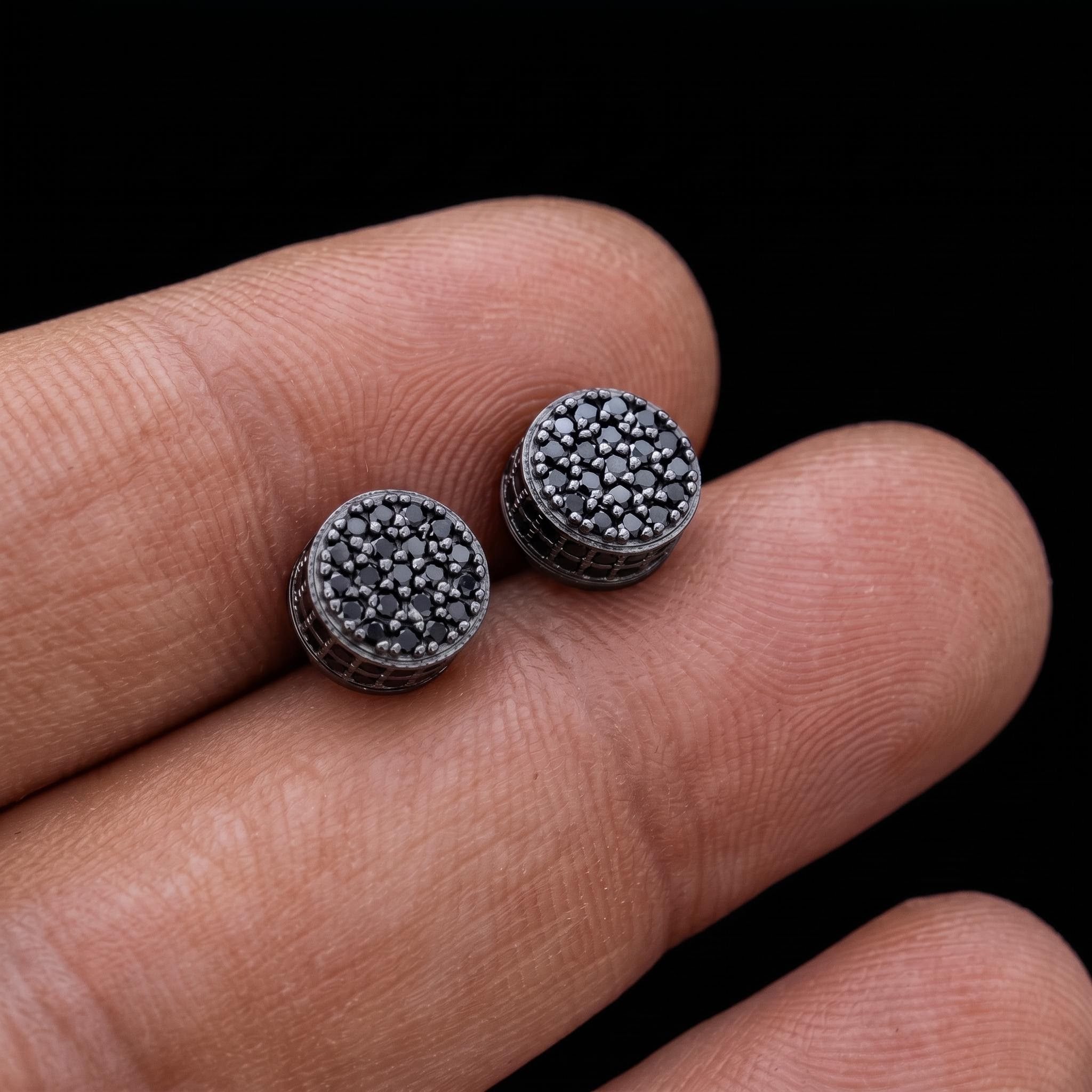 925 Silver & VVS1 Moissanite Black Round Stud Earrings 925 Silver & VVS1 Moissanite Black Round Stud Earrings