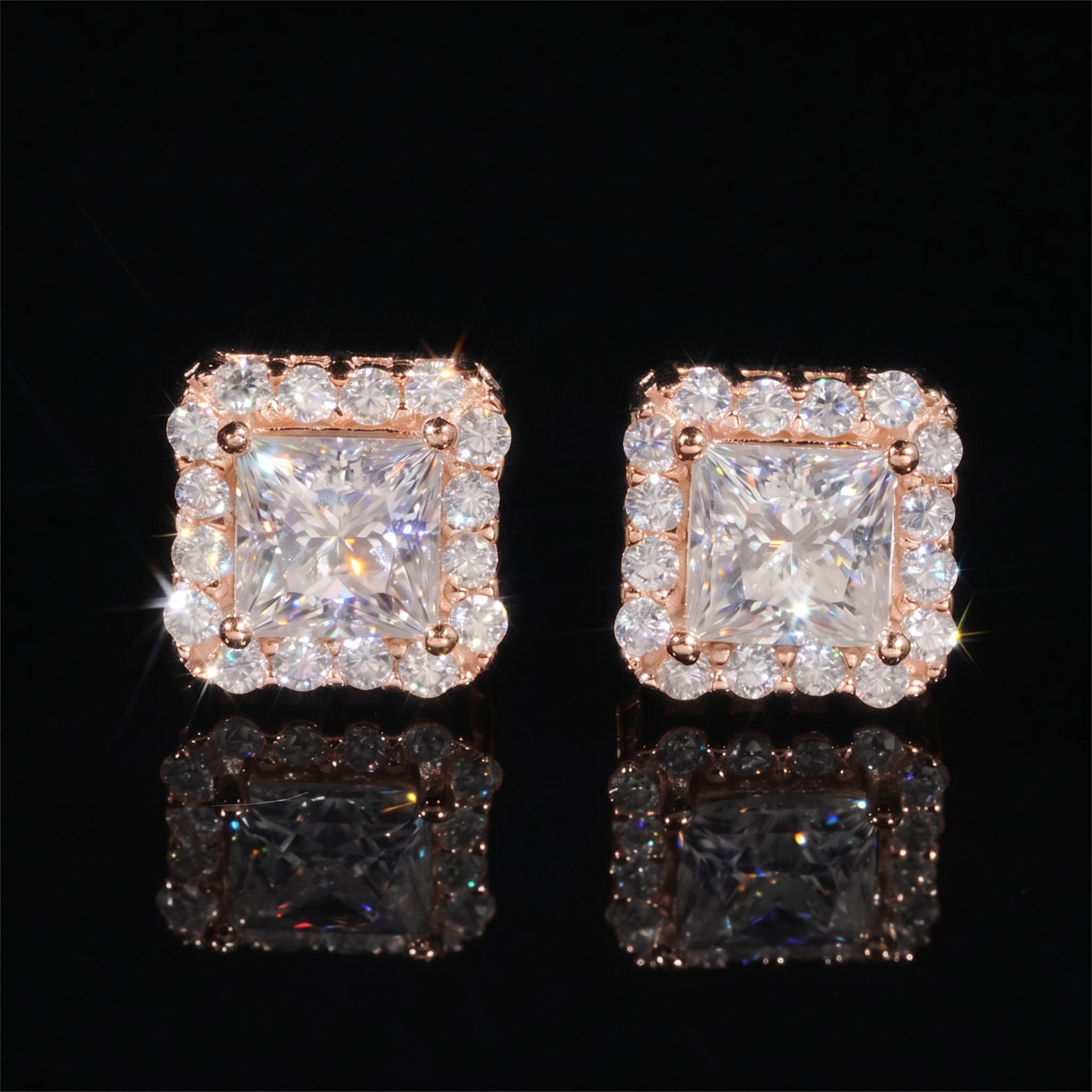 925 Silver & VVS1 Moissanite Princess Cut Stud Earrings 925 Silver & VVS1 Moissanite Princess Cut Stud Earrings