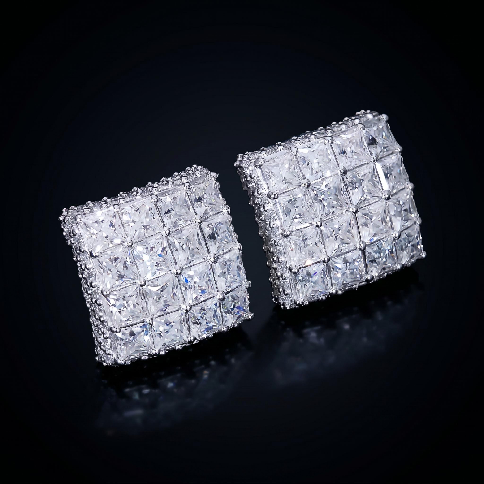 925 Silver & VVS1 Moissanite Princess Cut Square Stud Earrings 925 Silver & VVS1 Moissanite Princess Cut Square Stud Earrings