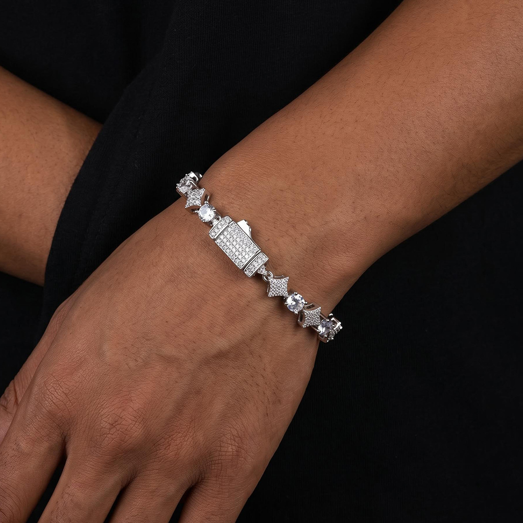 925 Silver & VVS1 Moissanite Star Tennis Bracelet 925 Silver & VVS1 Moissanite Star Tennis Bracelet