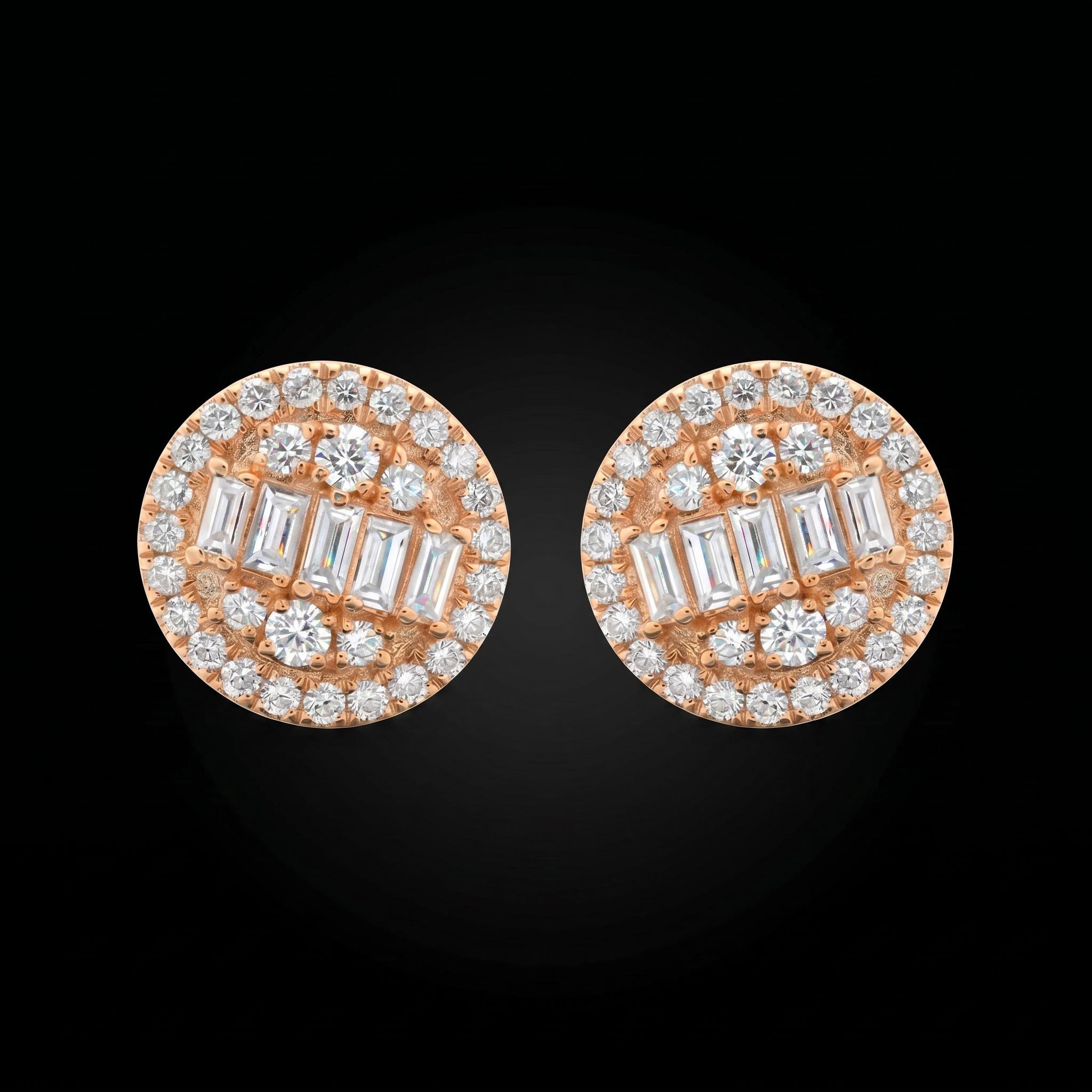 925 Silver & VVS1 Moissanite Baguette Halo Stud Earrings 925 Silver & VVS1 Moissanite Baguette Halo Stud Earrings