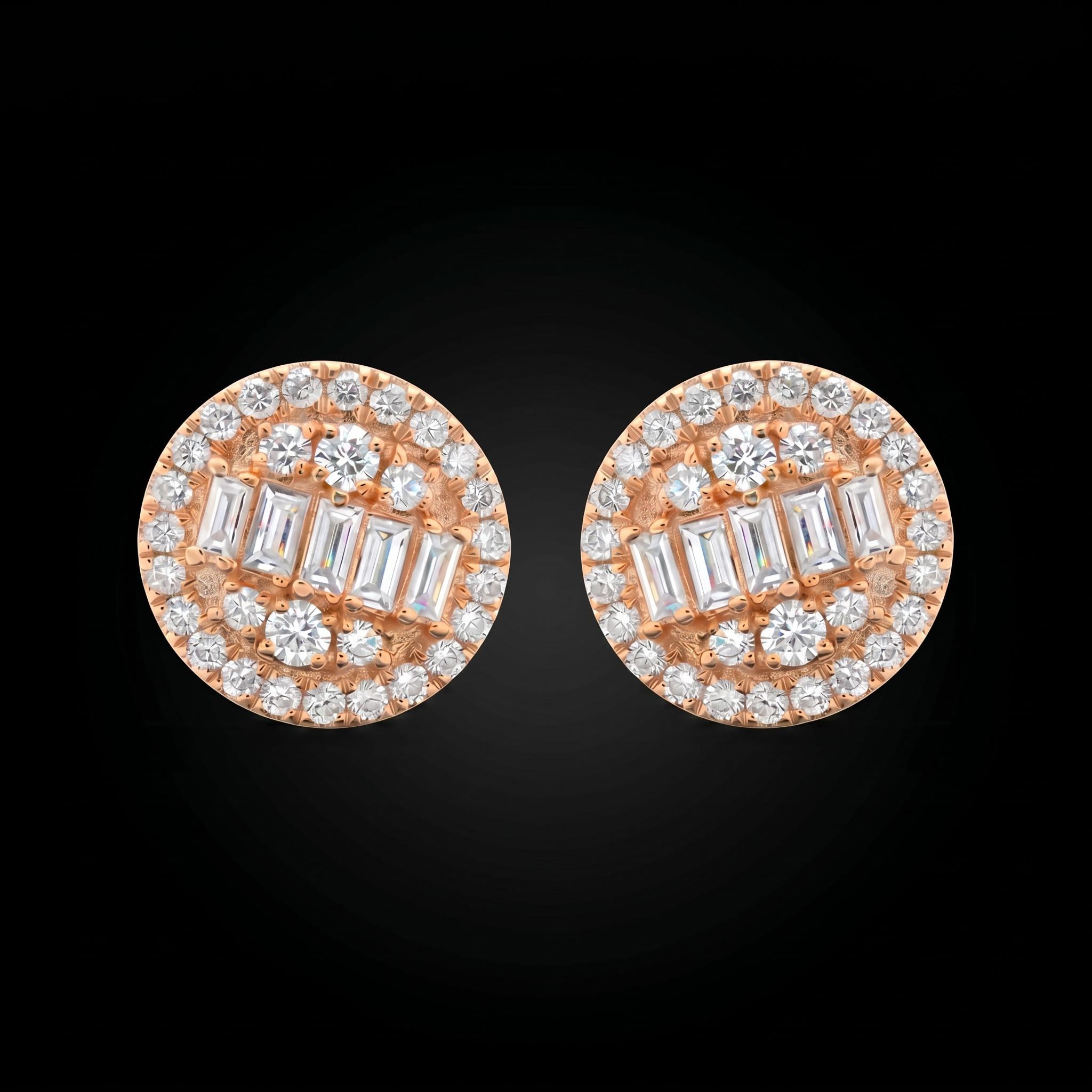 925 Silver & VVS1 Moissanite Baguette Halo Stud Earrings 925 Silver & VVS1 Moissanite Baguette Halo Stud Earrings