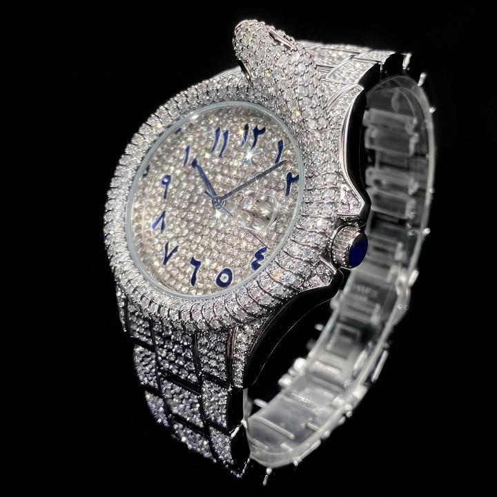Iced Out Snake Dail Men's Watch in White Gold Iced Out Snake Dail Men's Watch in White Gold