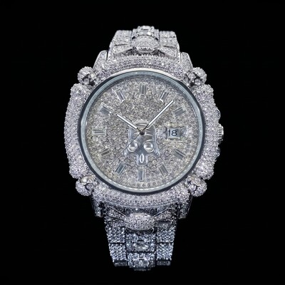 Iced Out Skull Dail Men's Watch in White Gold