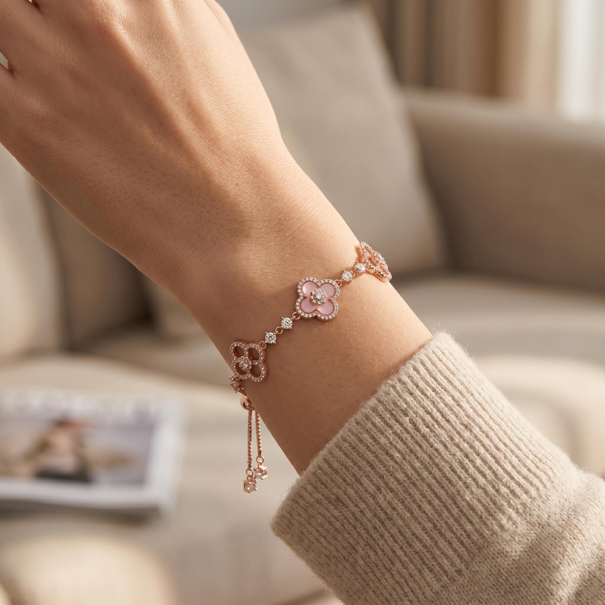 Adjustable Pink Clover Bracelet in 18K Rose Gold Adjustable Pink Clover Bracelet in 18K Rose Gold