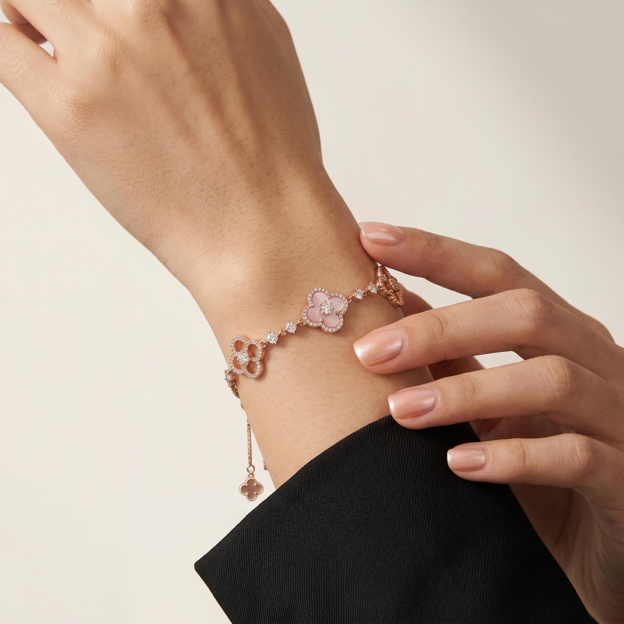 Adjustable Pink Clover Bracelet in 18K Rose Gold Adjustable Pink Clover Bracelet in 18K Rose Gold