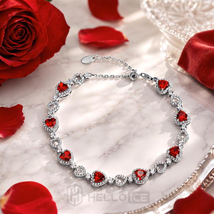 5.98 ct.tw. Heart Linked Bracelet