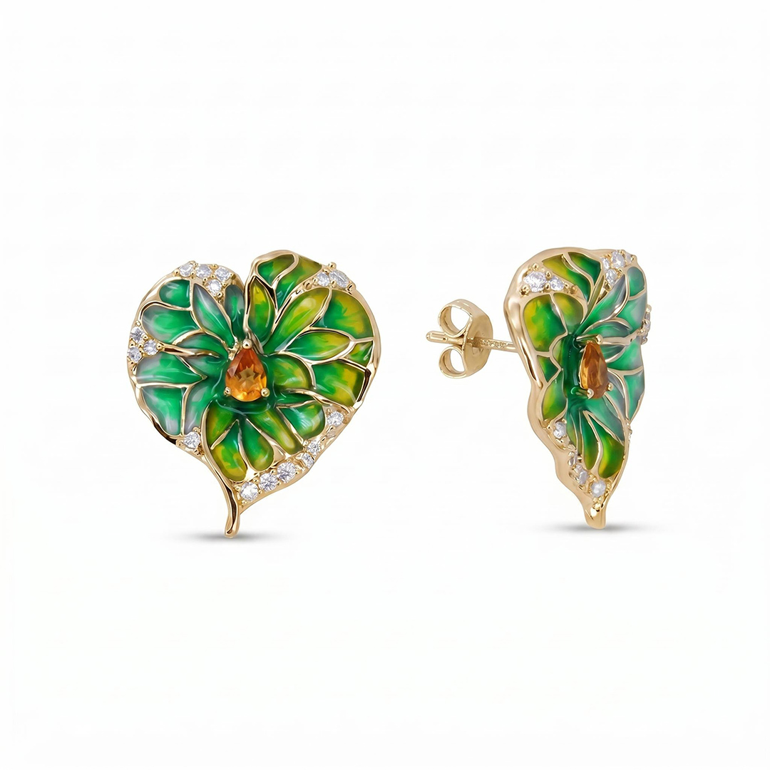 Helloice Enamel Nature Glaze Green Heart Stud Earrings Helloice Enamel Nature Glaze Green Heart Stud Earrings