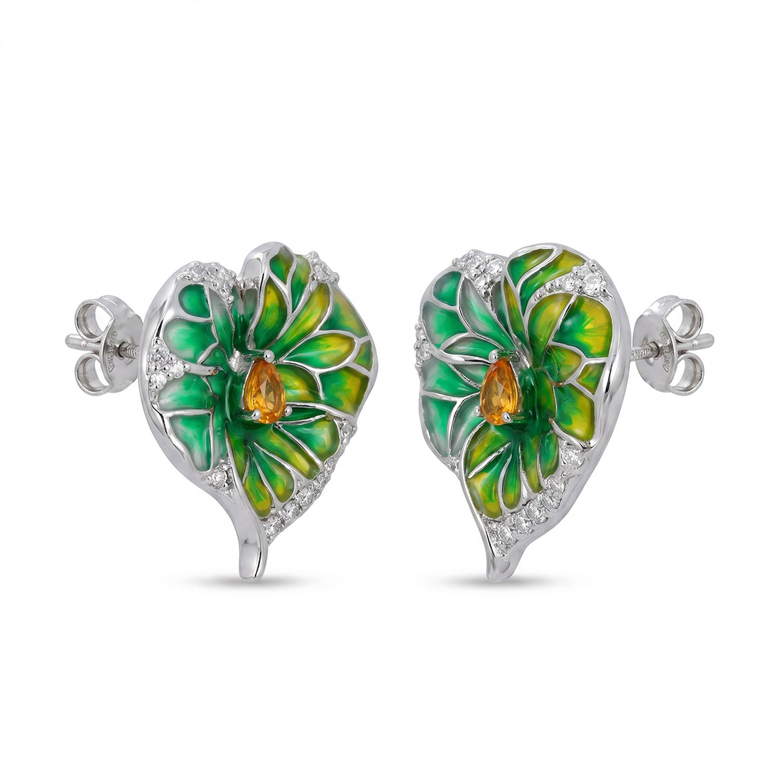 Helloice Enamel Nature Glaze Green Heart Stud Earrings Helloice Enamel Nature Glaze Green Heart Stud Earrings