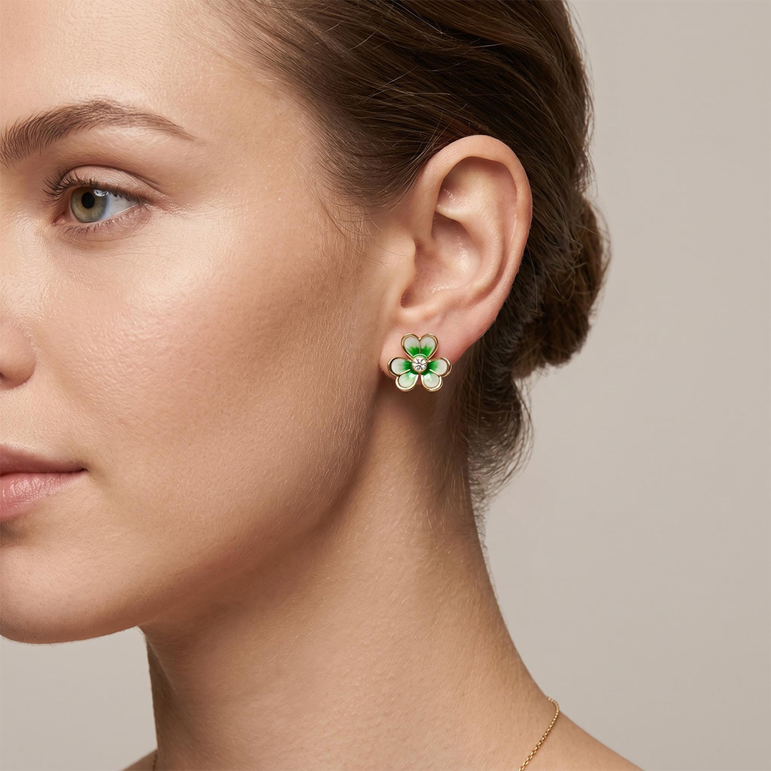 Helloice Enamel Nature Glaze Green Clover Stud Earrings Helloice Enamel Nature Glaze Green Clover Stud Earrings