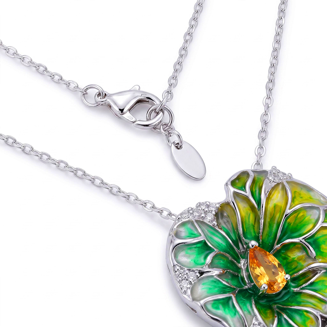 Helloice Enamel Nature Glaze Green Heart Pendant Necklace Helloice Enamel Nature Glaze Green Heart Pendant Necklace