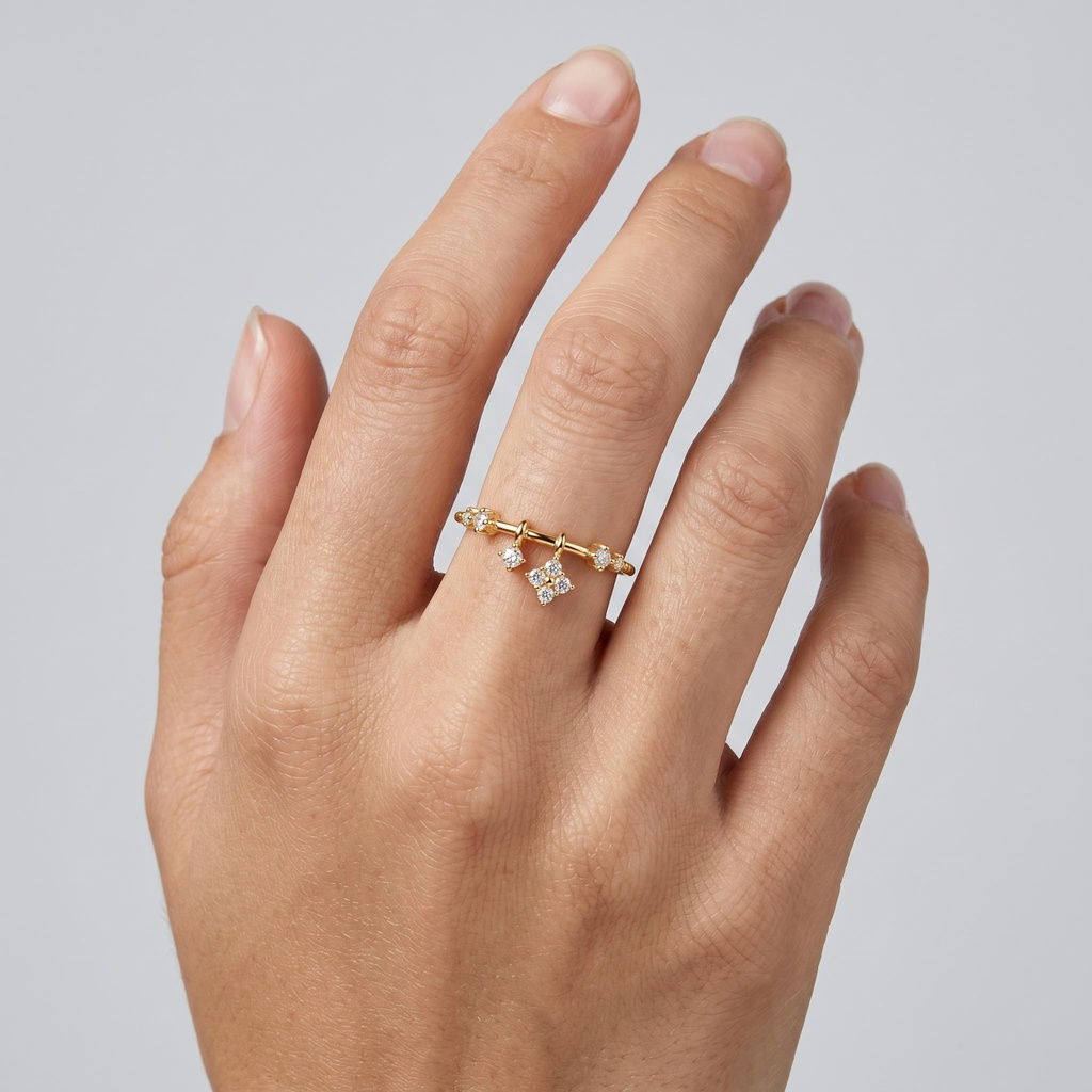 0.17 ct.tw. Asymmetrical Cluster Fashion Ring