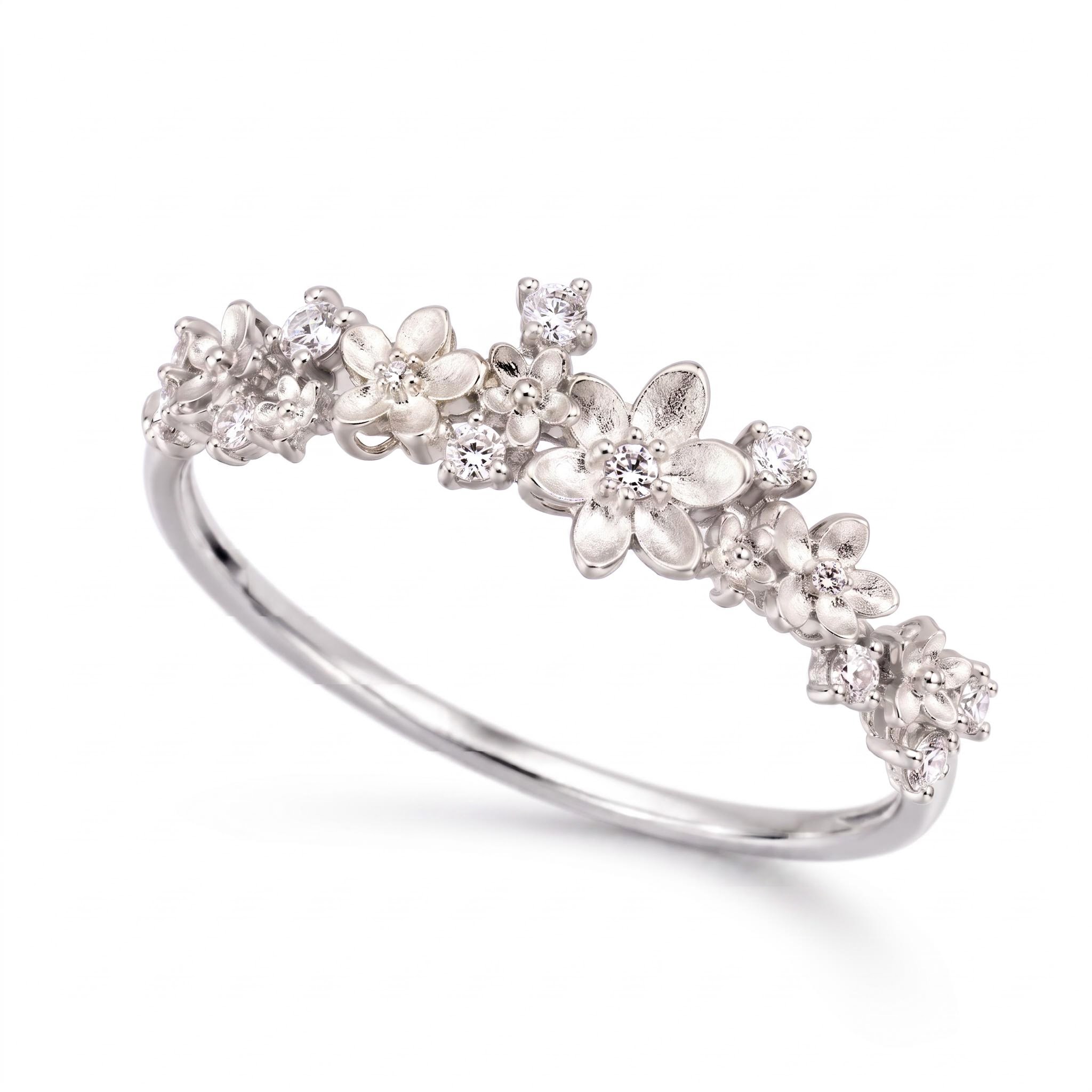 Nature-inspired Sandblasted Flower Cluster Women's Ring