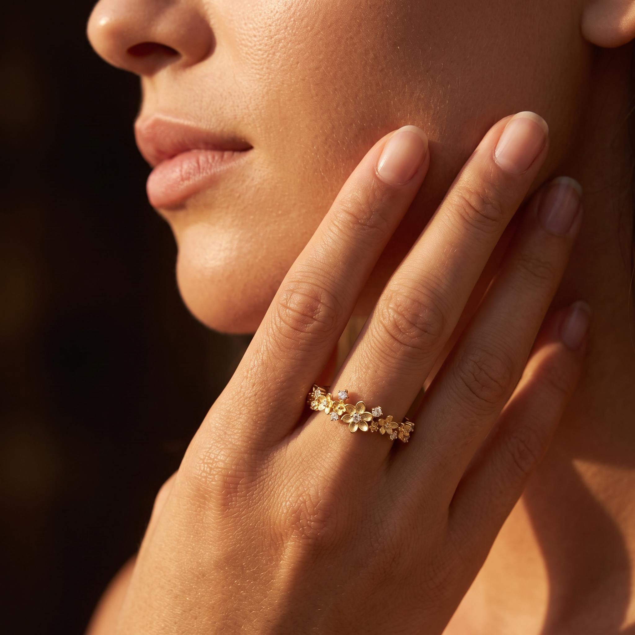 Nature-inspired Sandblasted Flower Cluster Women's Ring