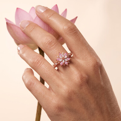 0.57 ct.tw. Pavé-set Pink Diamond Snowflake-shaped Ring
