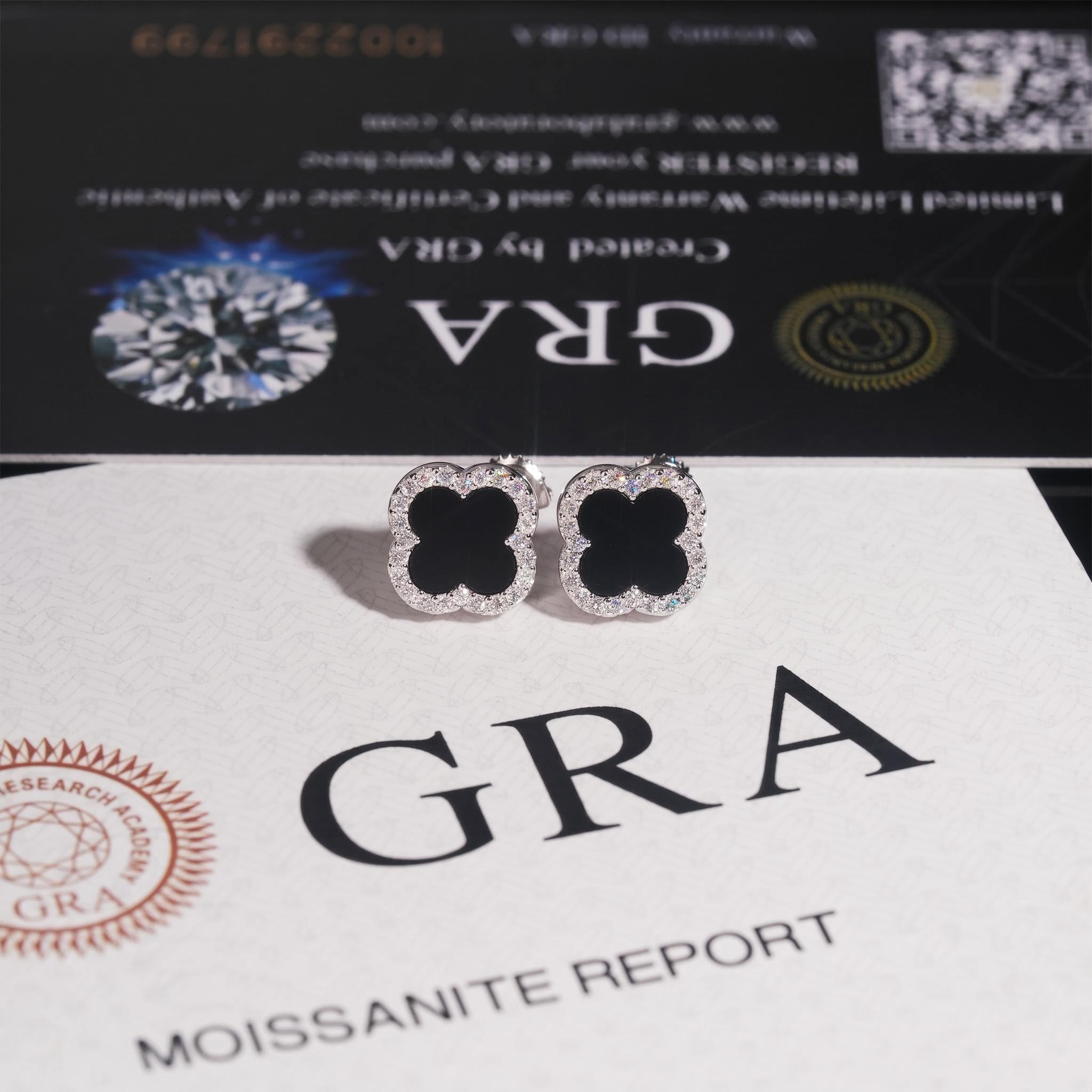 925 Silver & VVS1 Moissanite Black Onyx Four-leaf Clover Earrings 925 Silver & VVS1 Moissanite Black Onyx Four-leaf Clover Earrings