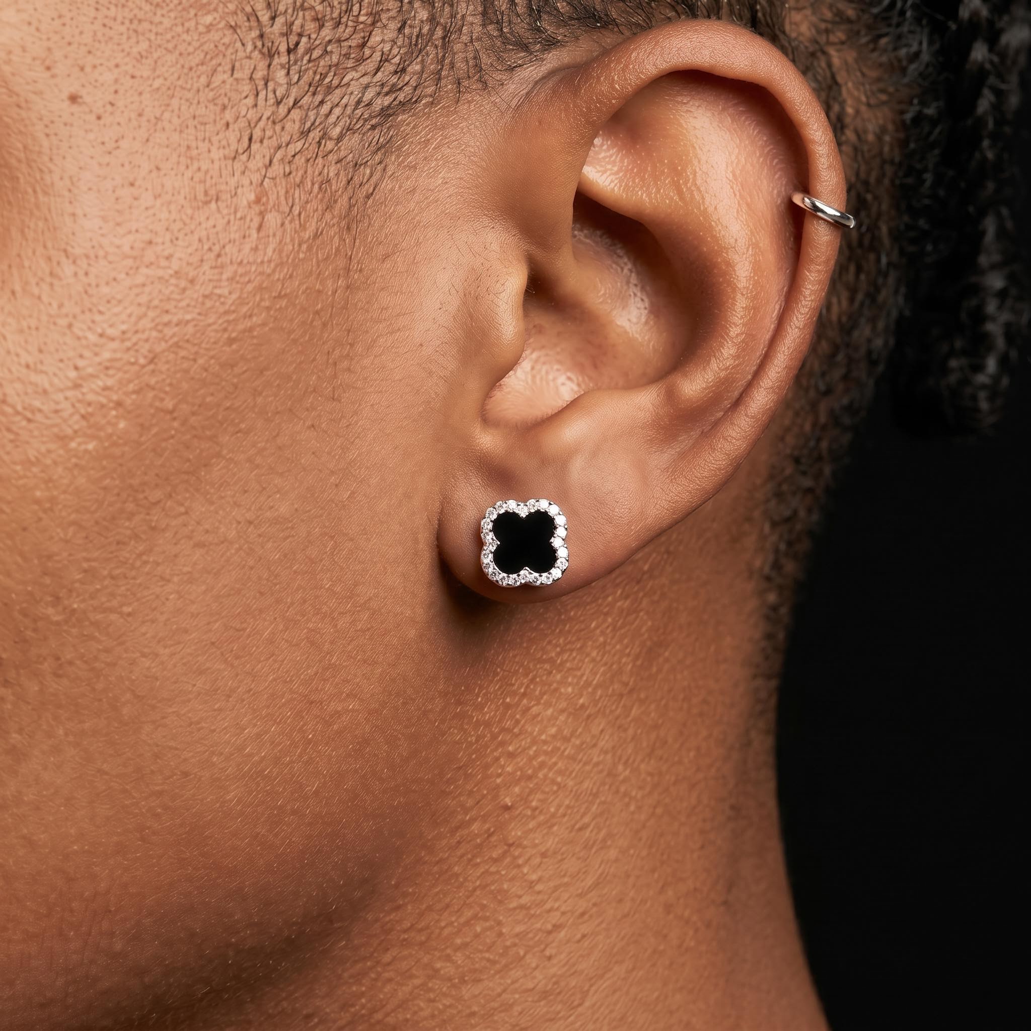 925 Silver & VVS1 Moissanite Black Onyx Four-leaf Clover Earrings 925 Silver & VVS1 Moissanite Black Onyx Four-leaf Clover Earrings