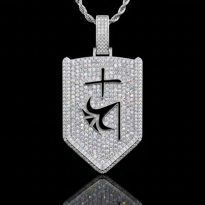 Iced Out Tenth Division Lieutenant Badges Pendant