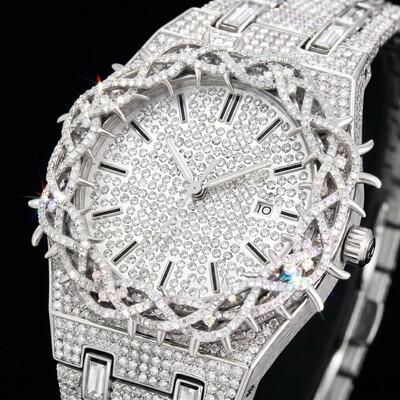 Iced Thorn Bezel Watch in White Gold Iced Thorn Bezel Watch in White Gold