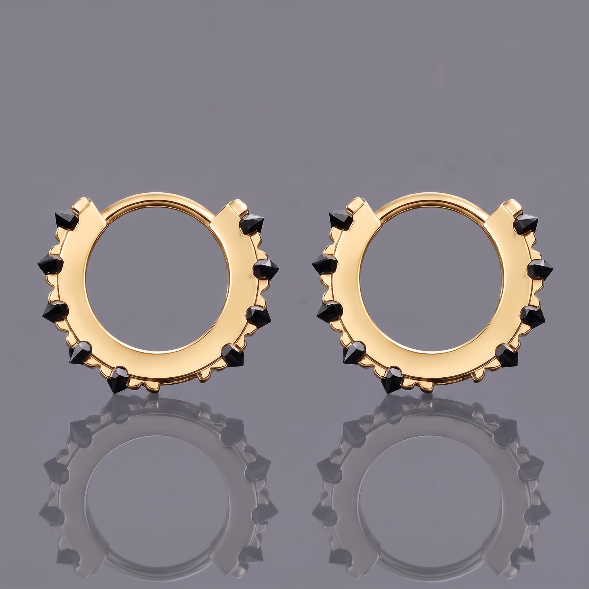 925 Silver VVS1 Black Moissanite Reverse-Set Hoop Earrings 925 Silver VVS1 Black Moissanite Reverse-Set Hoop Earrings