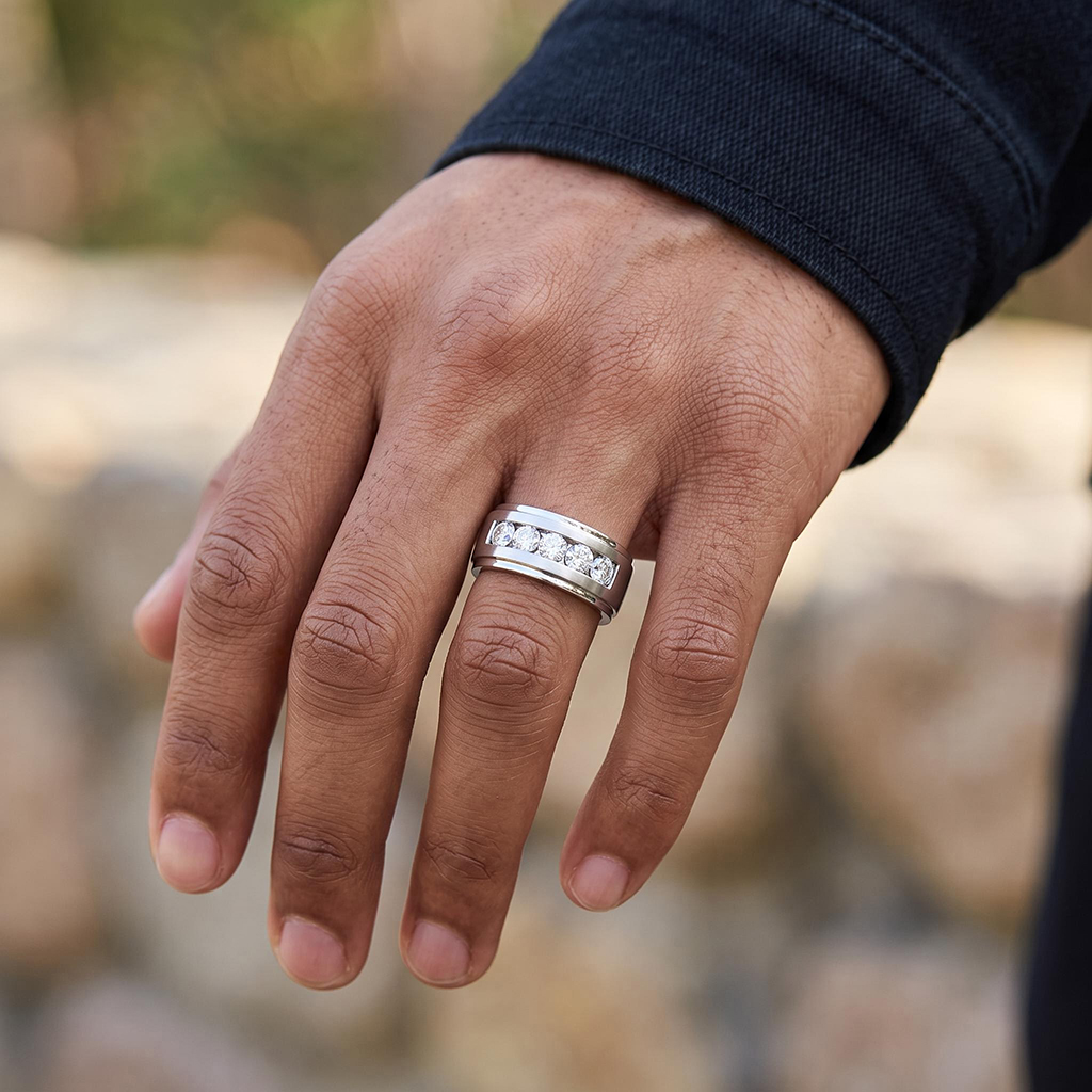 925 Silver & VVS1 Moissanite 9mm 2.0 CTW Round Cut Men's Engagement Ring 925 Silver & VVS1 Moissanite 9mm 2.0 CTW Round Cut Men's Engagement Ring
