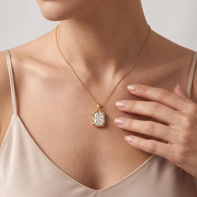 4ct.tw. Vintage Hammered Bezel-Set Elongated Radiant Cut Pendant Necklace