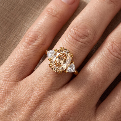 11.9ct.tw. Oval Champagne Ring