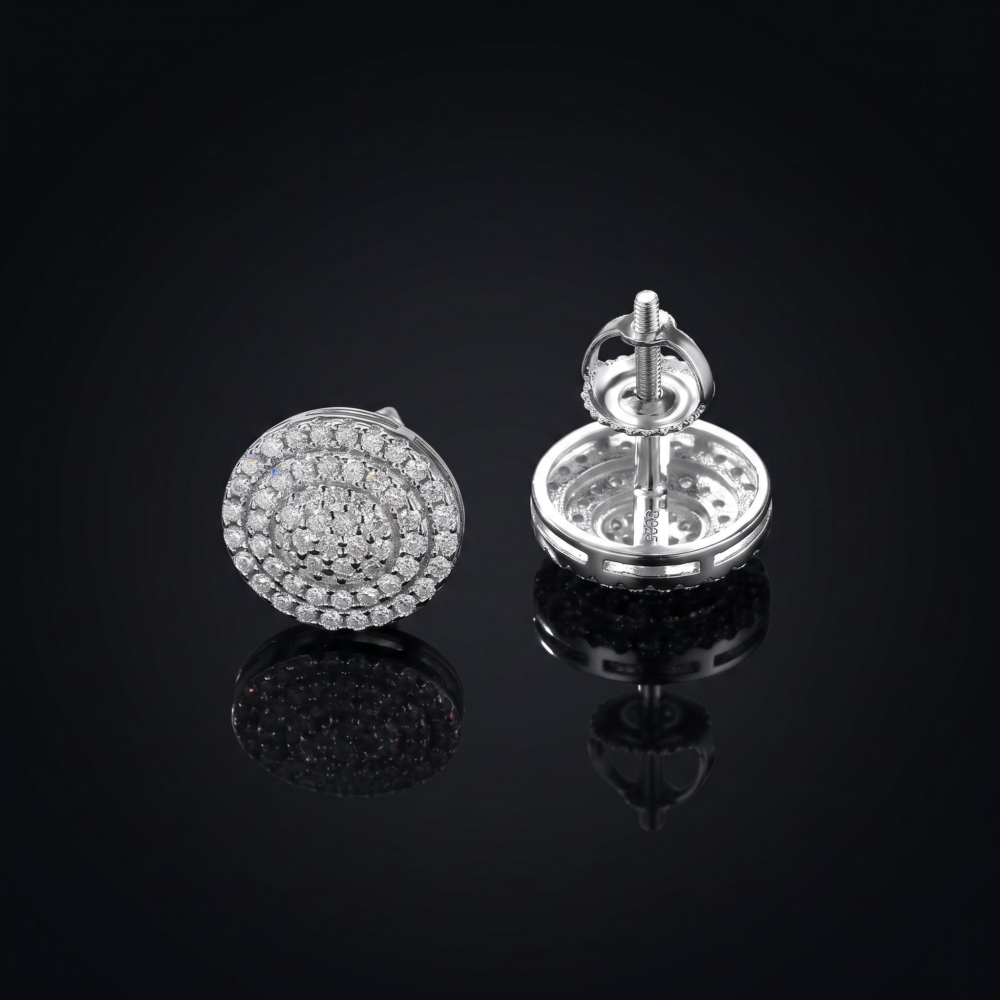 925 Silver & VVS1 Moissanite Round Stud Earrings 925 Silver & VVS1 Moissanite Round Stud Earrings
