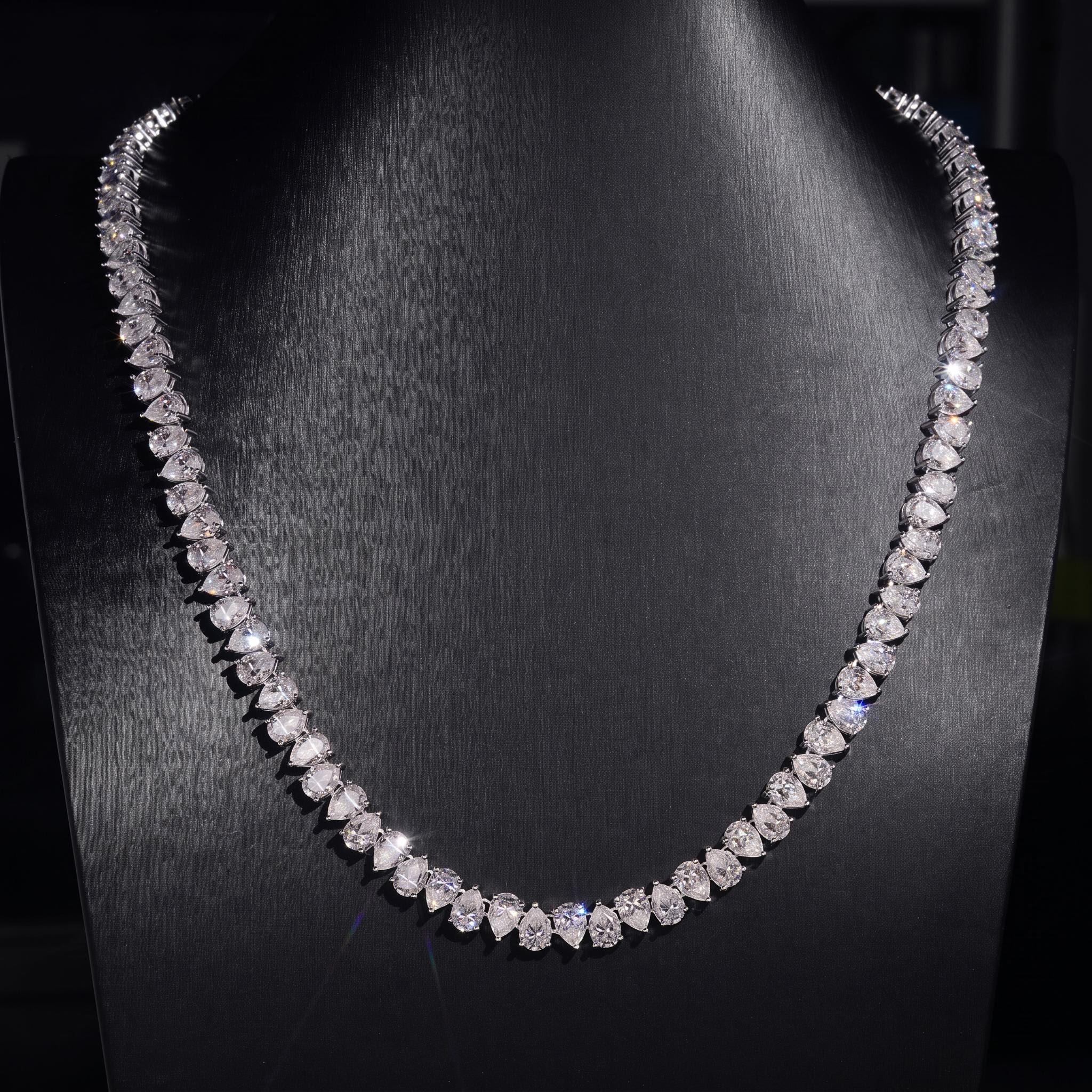 925 Silver & VVS1 Moissanite Pear-Cut Tennis Chain