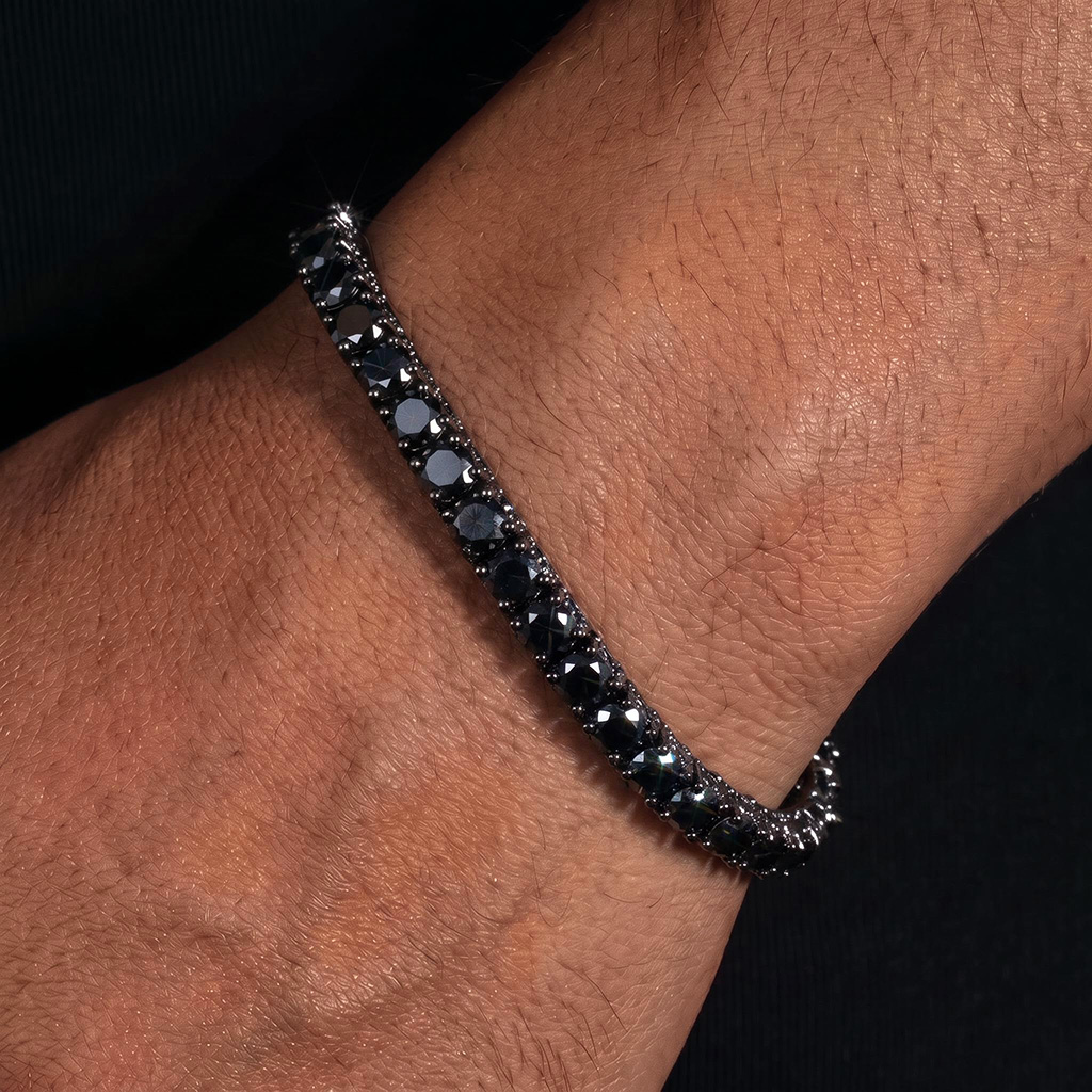 925 Silver & VVS1 Moissanite 6.5mm Black Tennis Bracelet with Iced Out Sides 925 Silver & VVS1 Moissanite 6.5mm Black Tennis Bracelet with Iced Out Sides