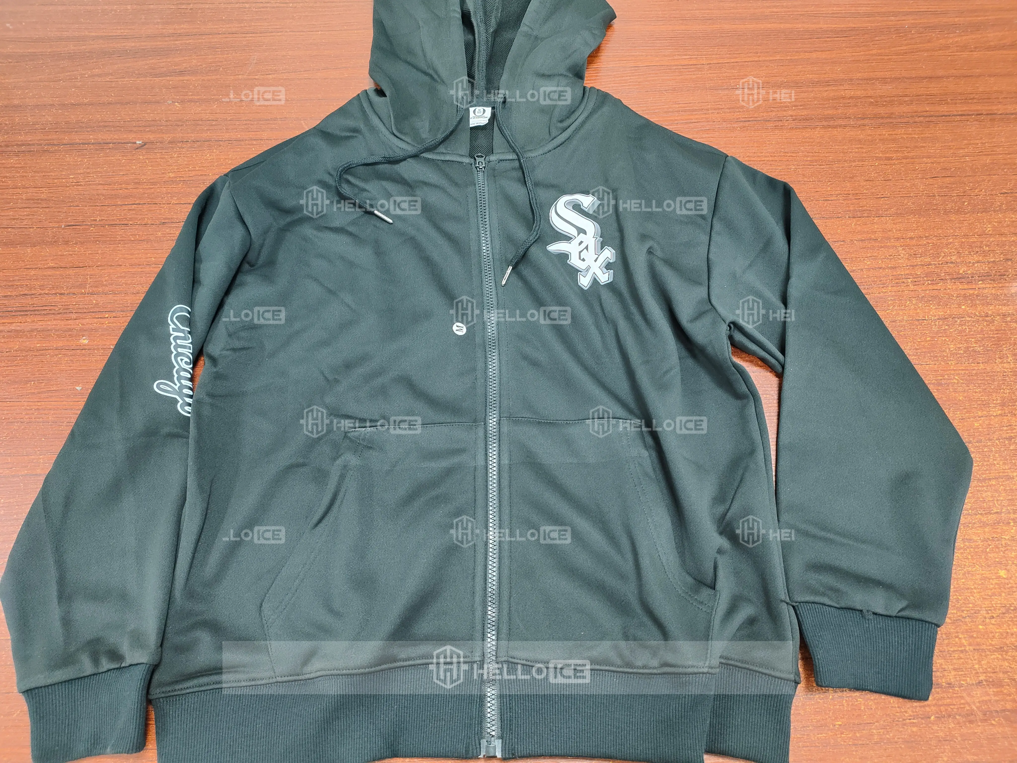 Helloice Review Image