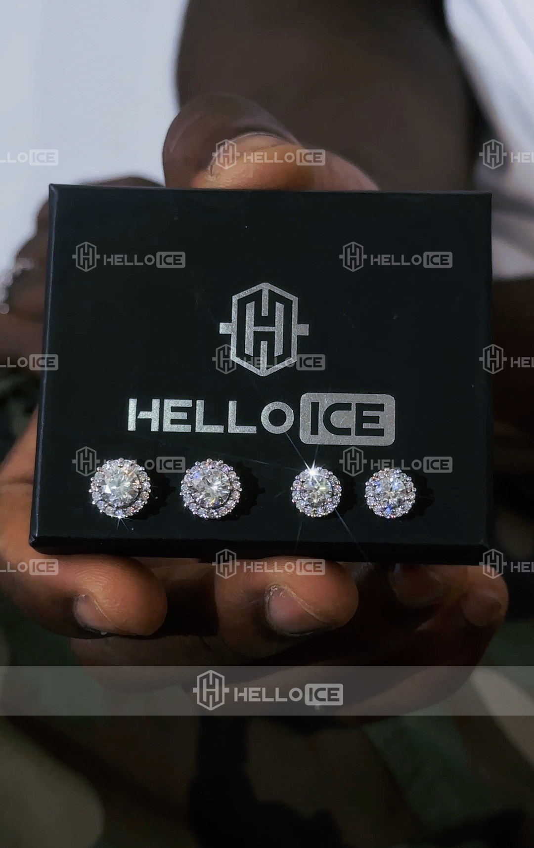 Helloice Review Image