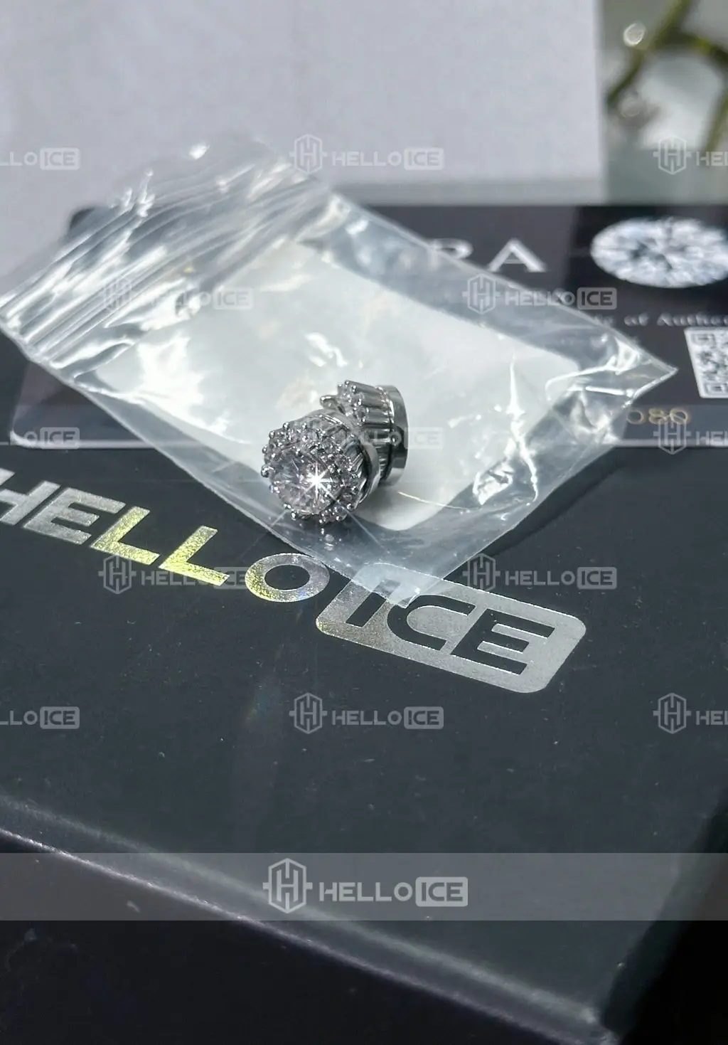 Helloice Review Image