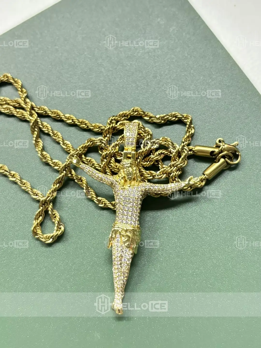 Helloice Review Image