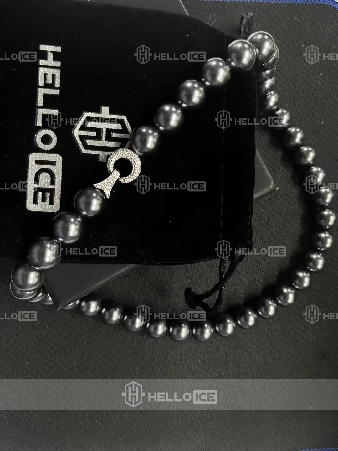 Helloice Review Image