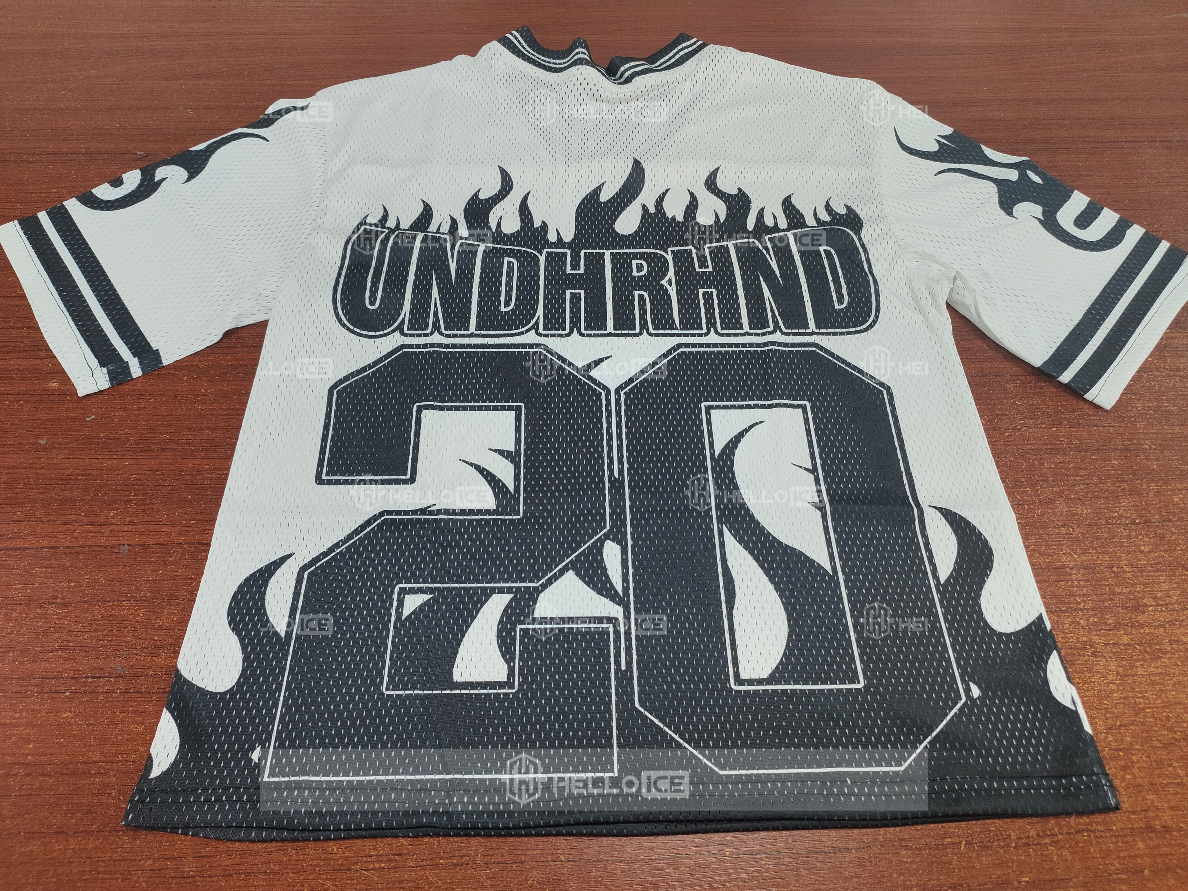 Helloice Review Image