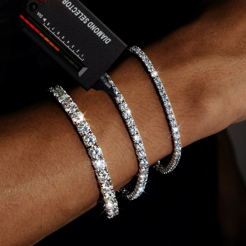 MOISSANITE BRACELETS