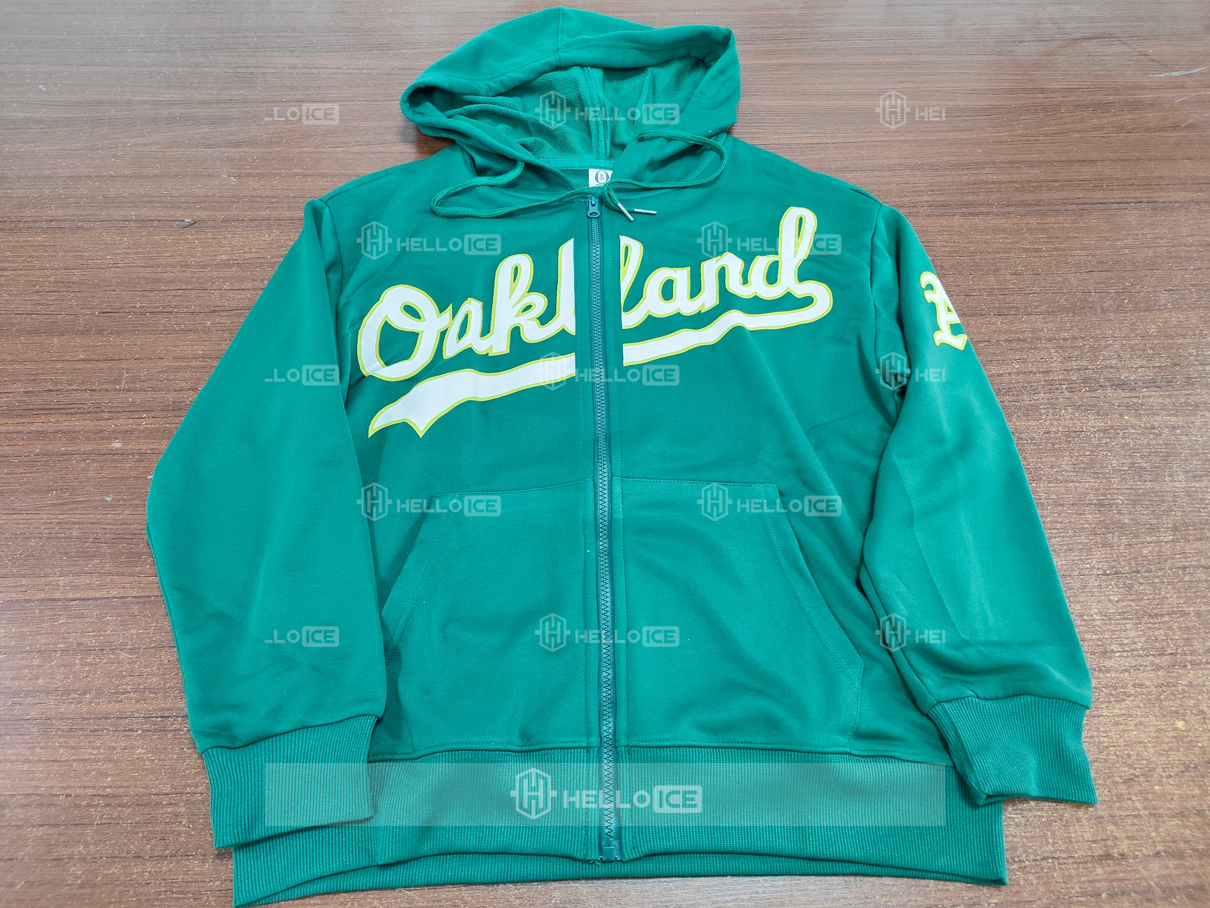 Helloice Review Image