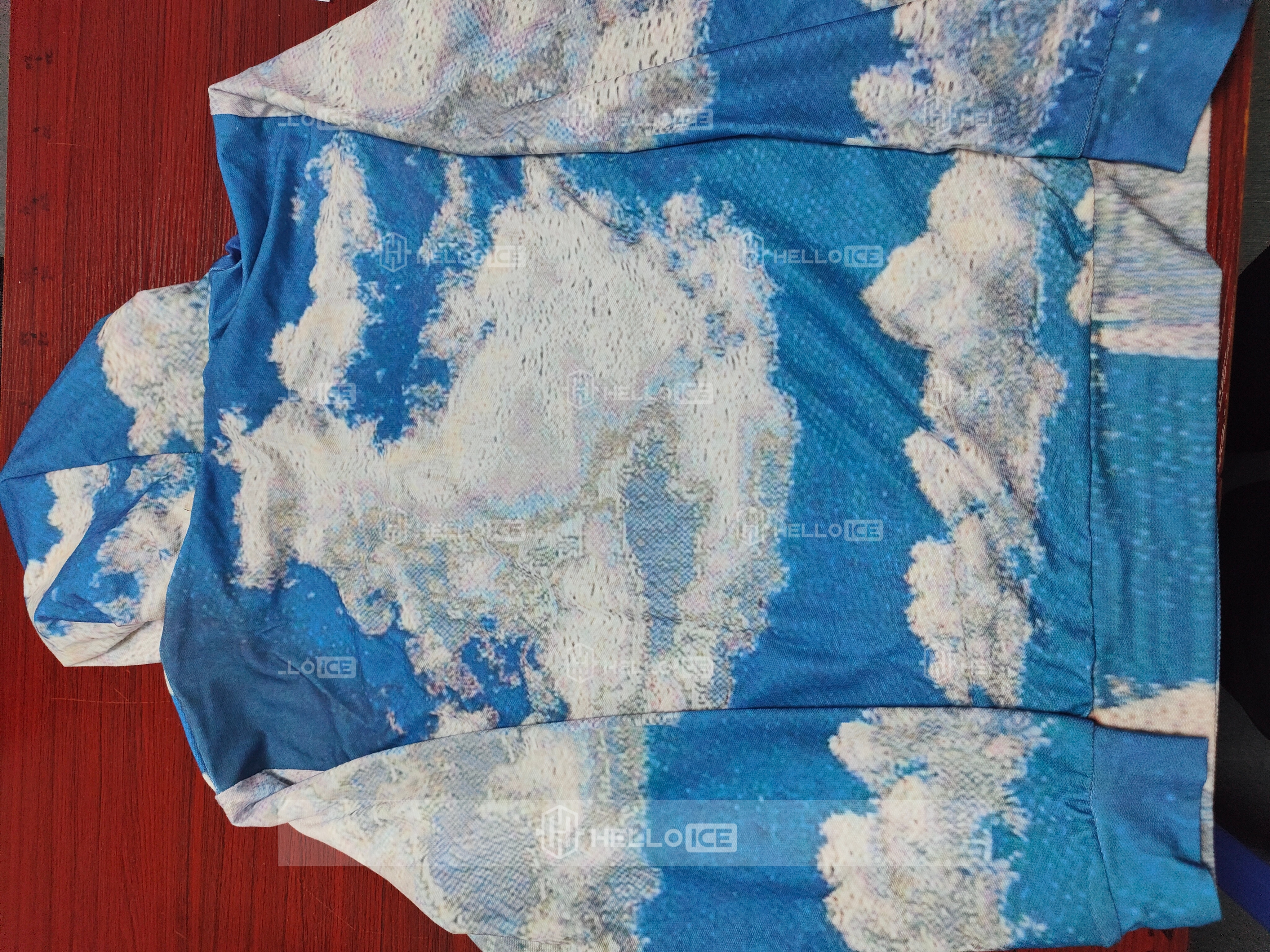 Helloice Review Image