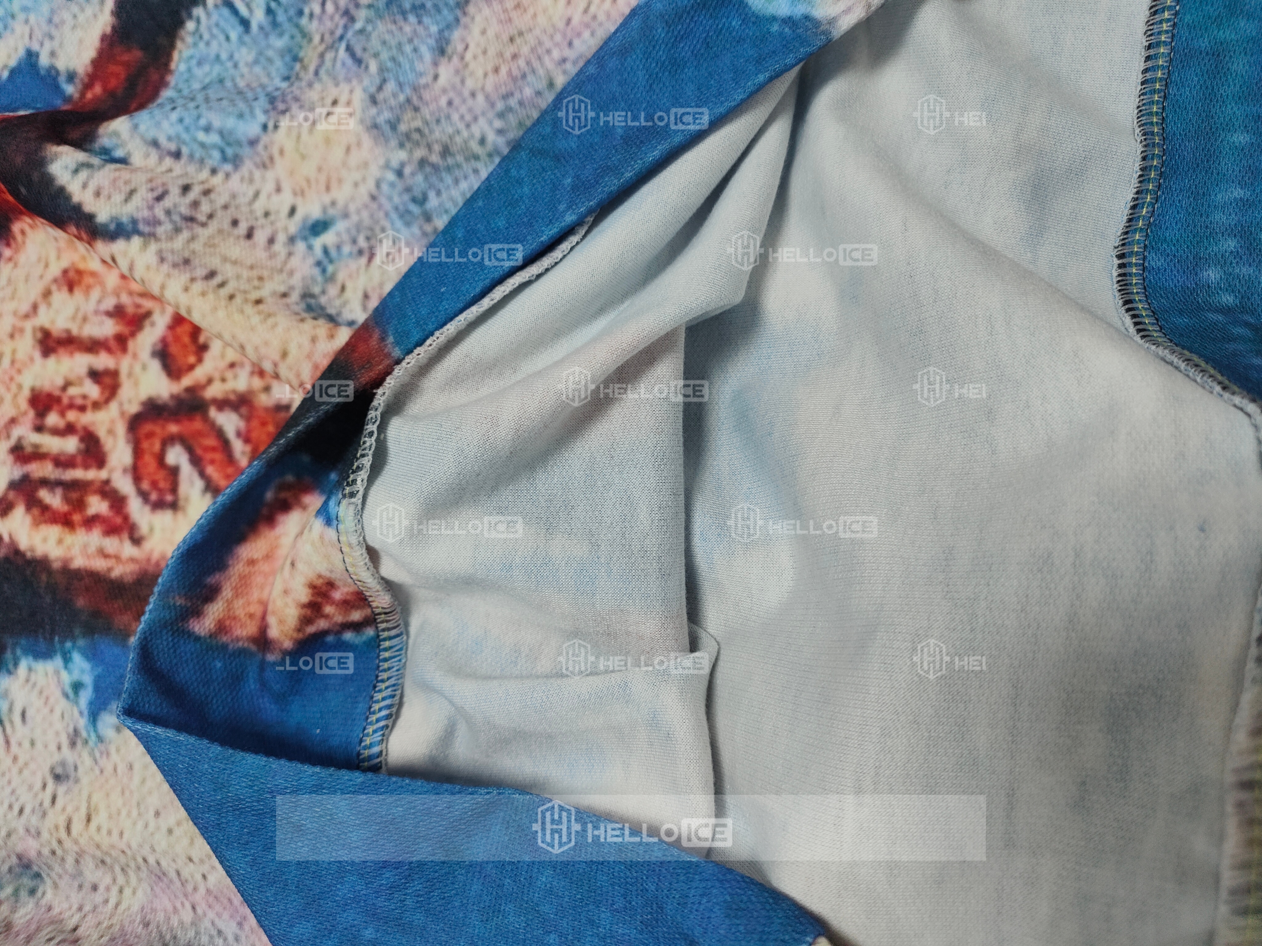 Helloice Review Image