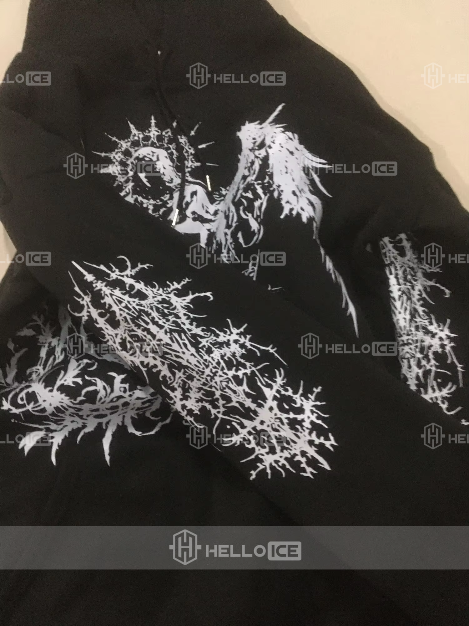 Helloice Review Image