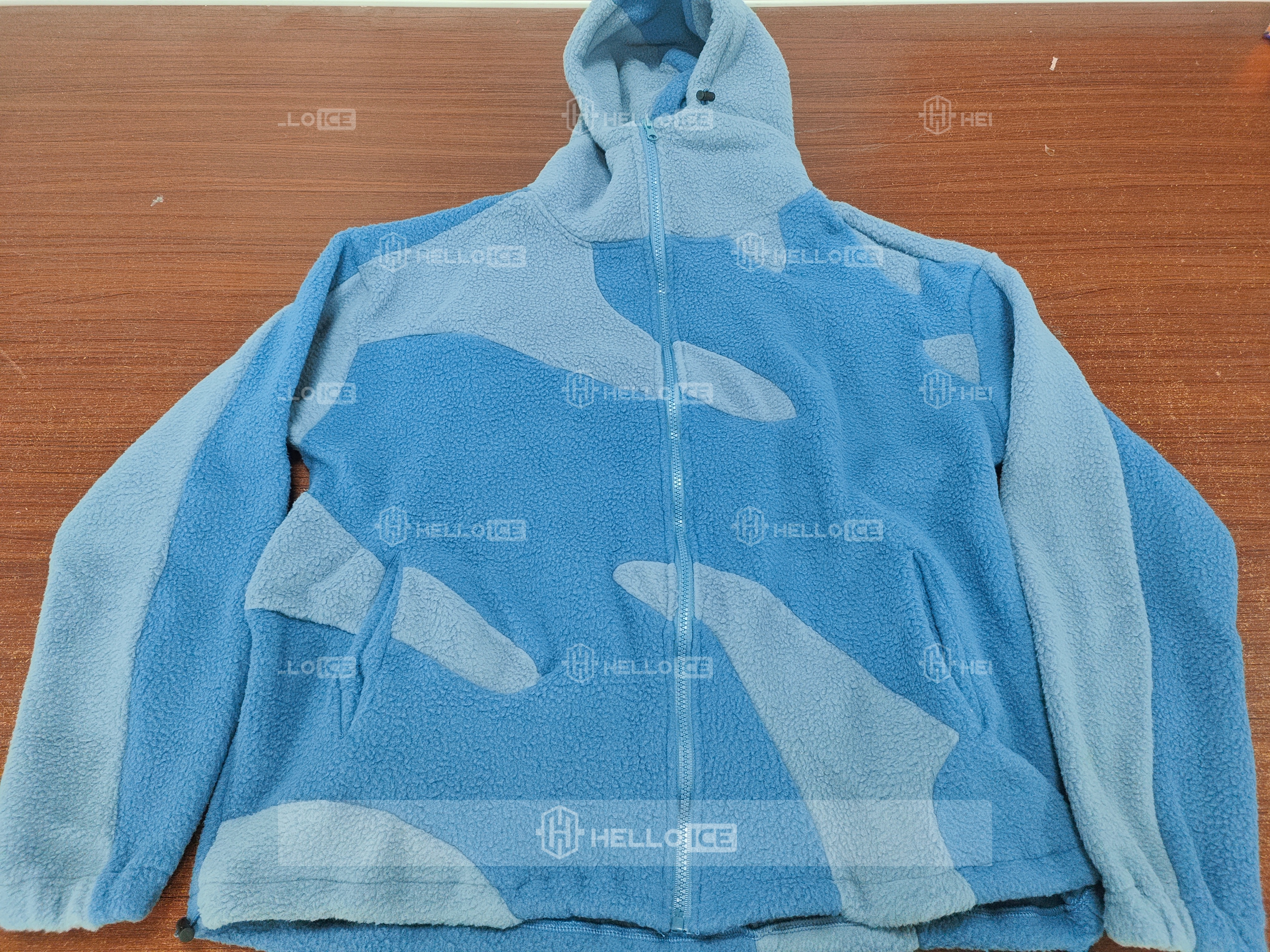 Helloice Review Image