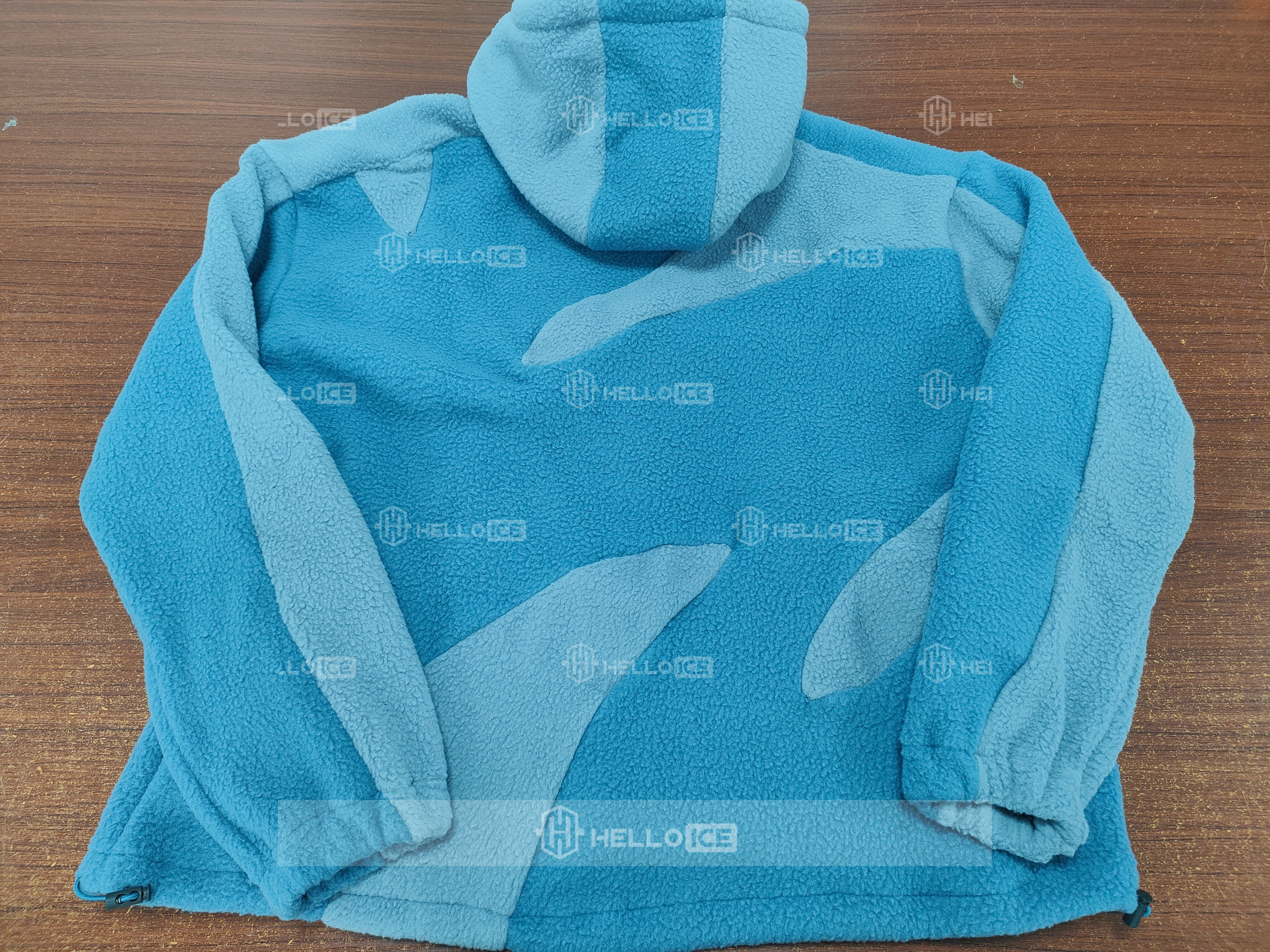 Helloice Review Image