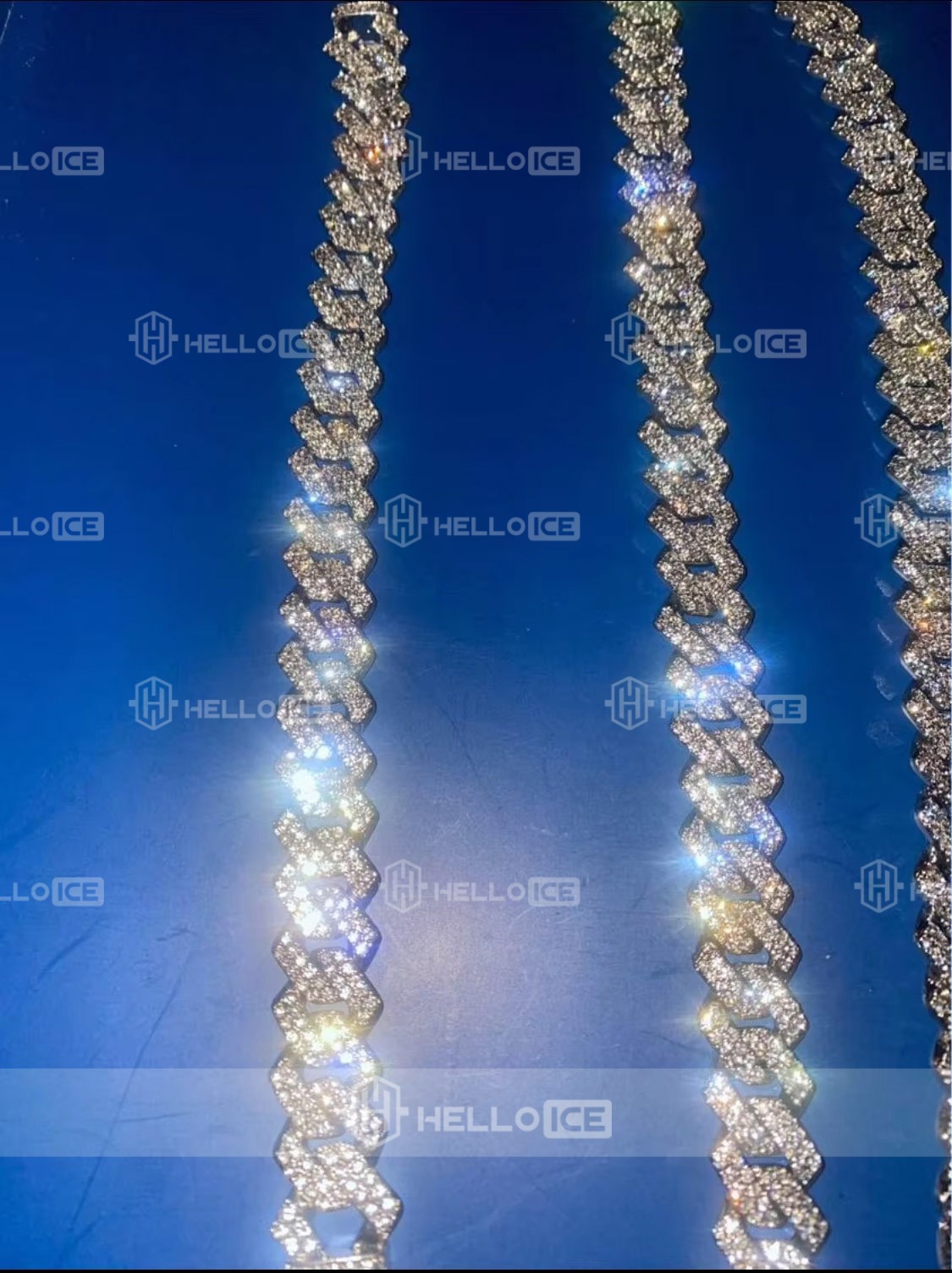 Helloice Review Image