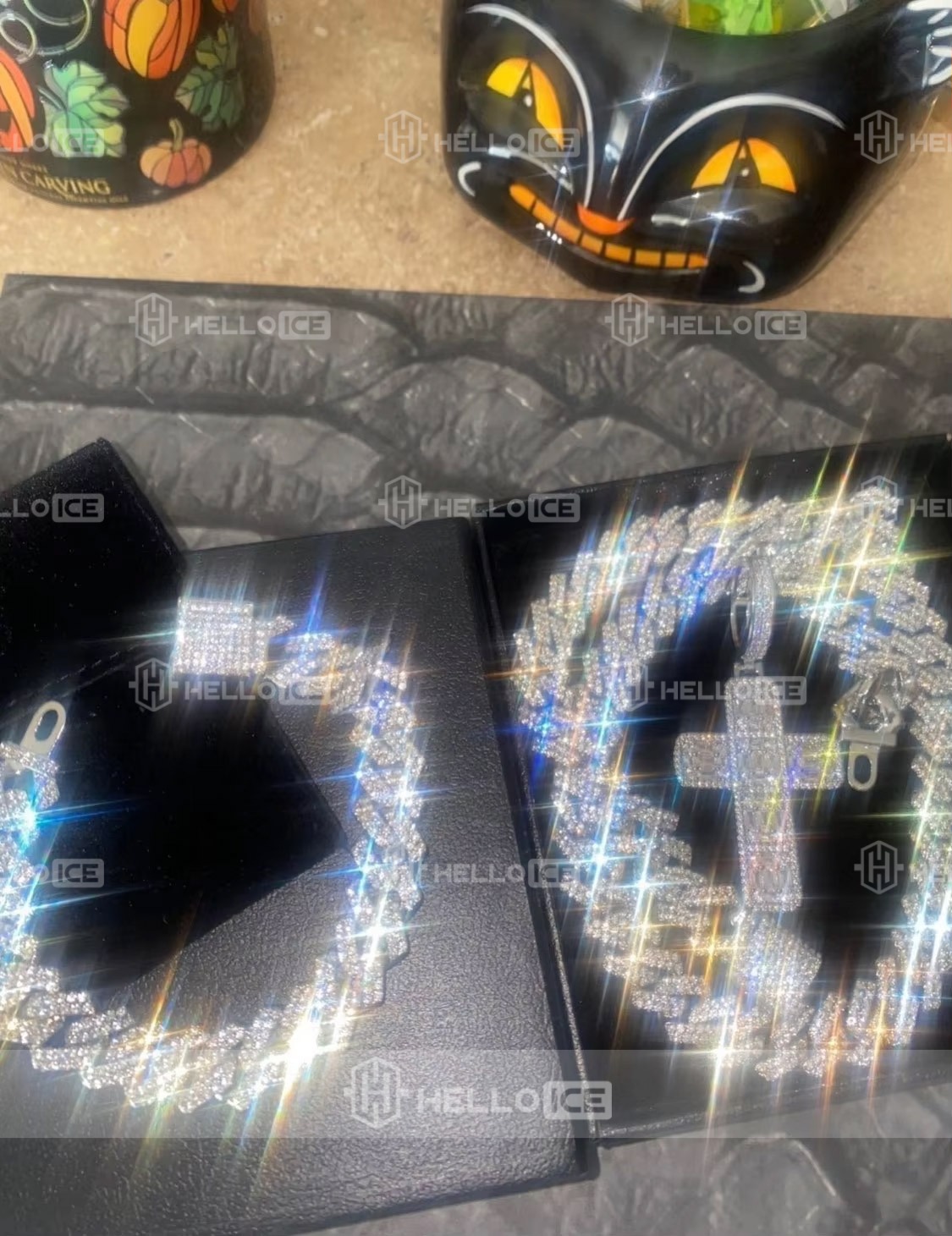 Helloice Review Image