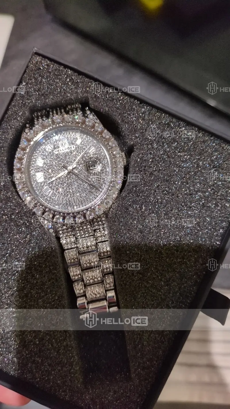 Helloice Review Image