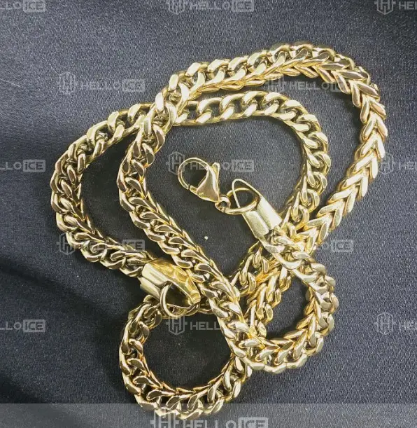 Helloice Review Image